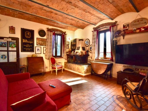 casa indipendente in vendita a Piombino