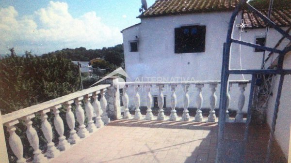 casa indipendente in vendita a Piombino in zona Baratti