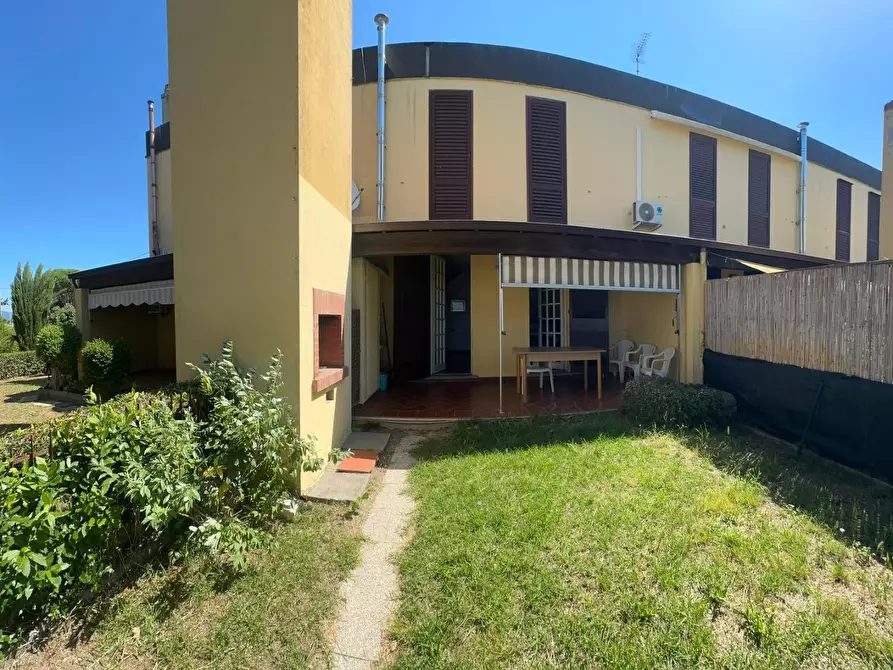 casa indipendente in vendita a Piombino