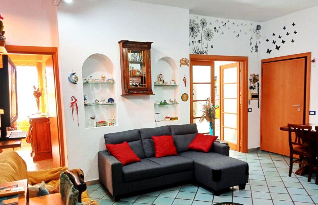 casa indipendente in vendita a Piombino