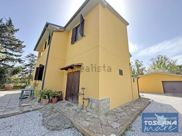 casa indipendente in vendita a Piombino in zona Baratti