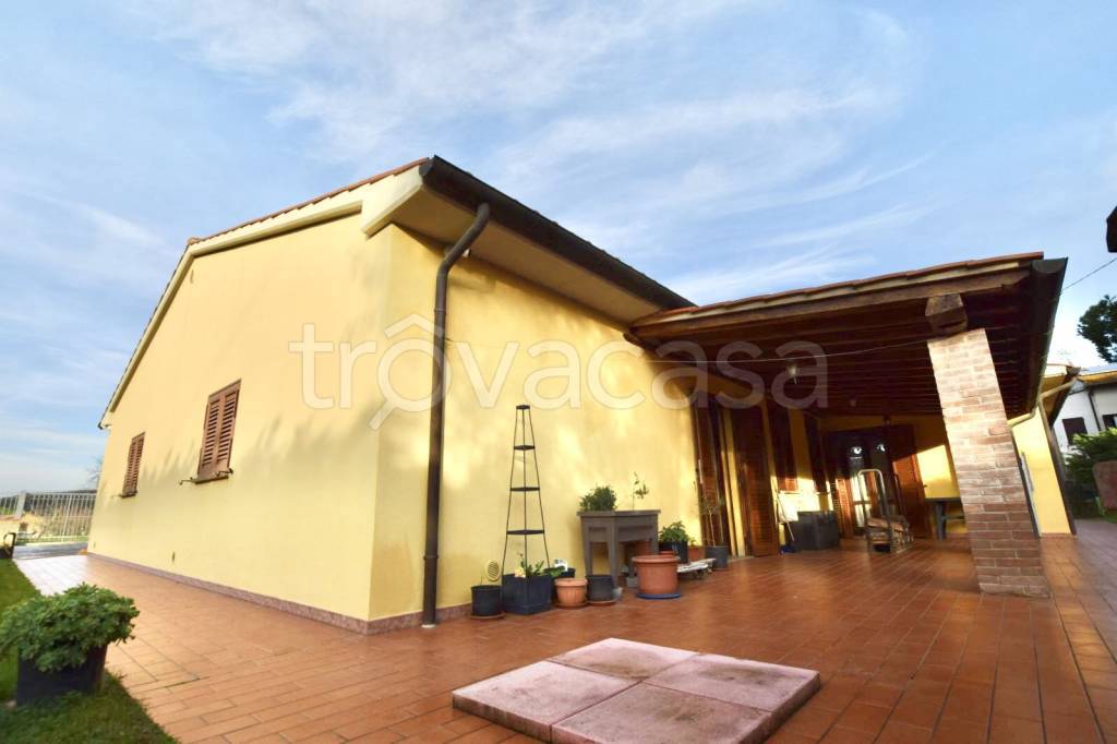 casa indipendente in vendita a Piombino in zona Baratti