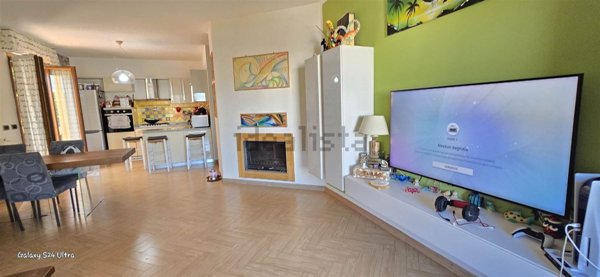 casa indipendente in vendita a Piombino