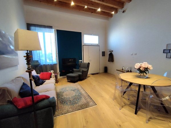 casa indipendente in vendita a Piombino