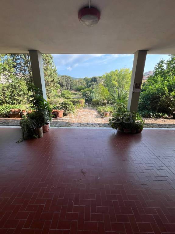 appartamento in vendita a Piombino in zona Baratti