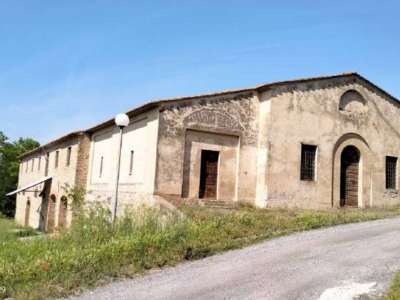 locale di sgombero in vendita a Piombino