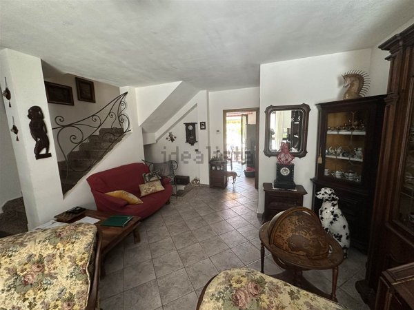 casa indipendente in vendita a Piombino