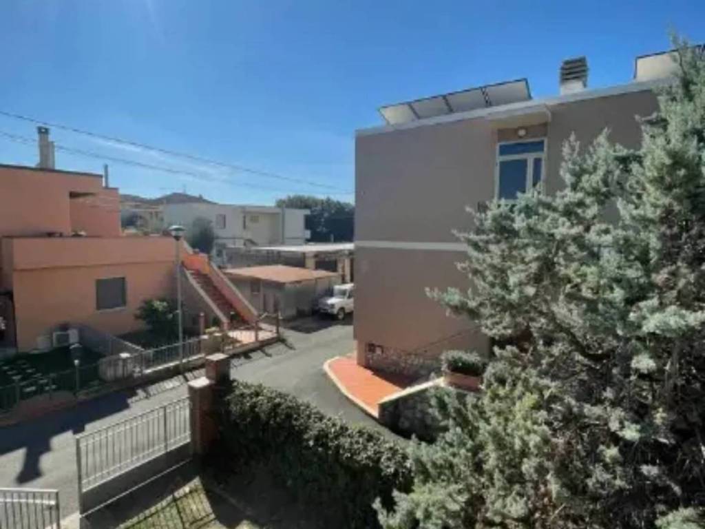 casa indipendente in vendita a Piombino
