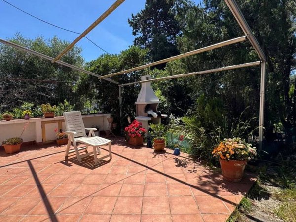 casa semindipendente in vendita a Piombino