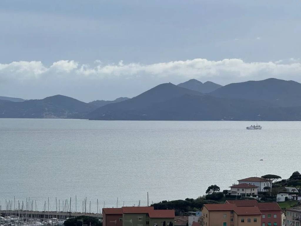 appartamento in vendita a Piombino