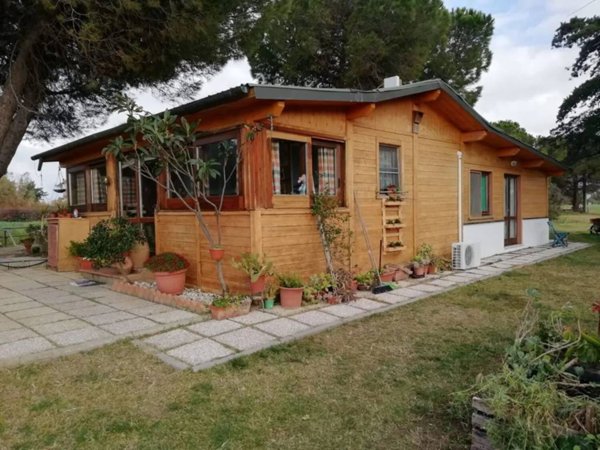 casa indipendente in vendita a Piombino