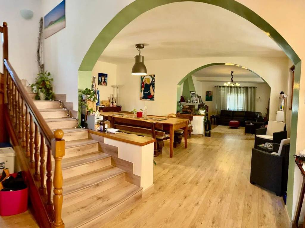 casa indipendente in vendita a Piombino