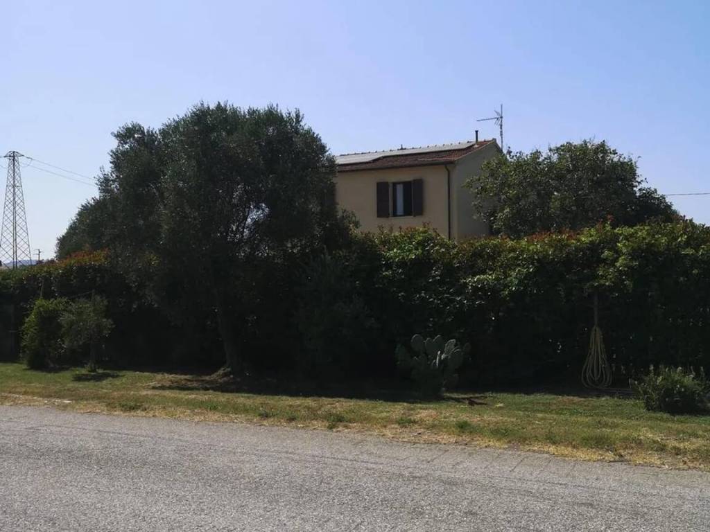 casa indipendente in vendita a Piombino in zona Baratti