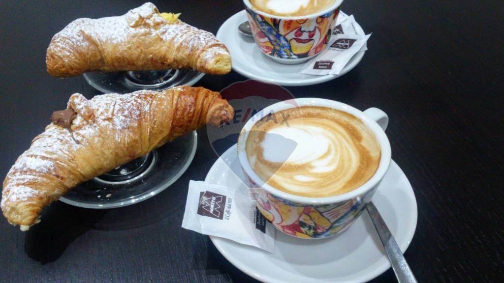 negozio in vendita a Piombino