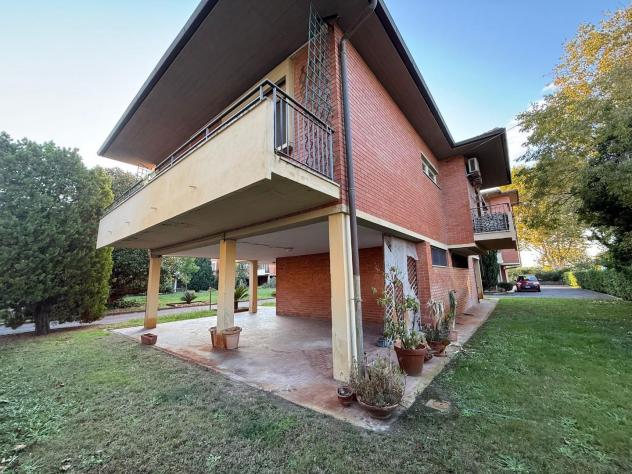 casa indipendente in vendita a Piombino in zona Gagno