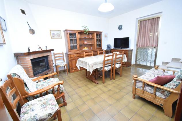 casa indipendente in vendita a Piombino in zona Gagno