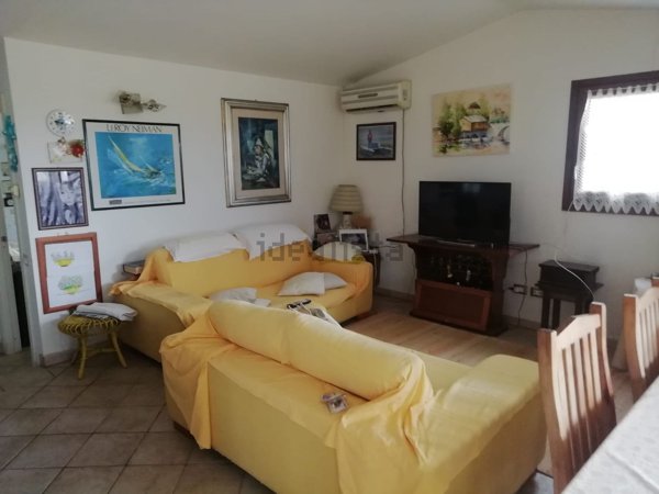 casa indipendente in vendita a Piombino