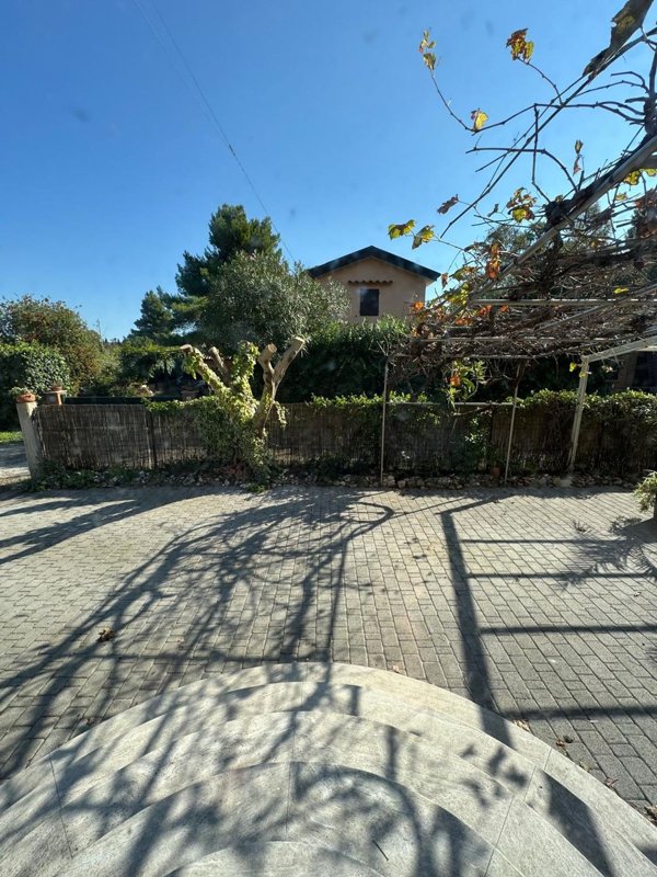 casa semindipendente in vendita a Piombino