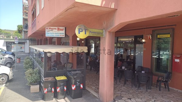 negozio in vendita a Piombino