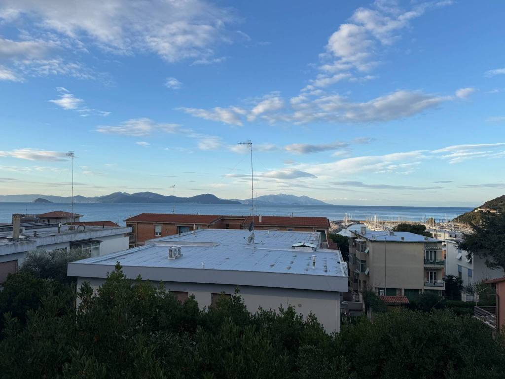 appartamento in vendita a Piombino