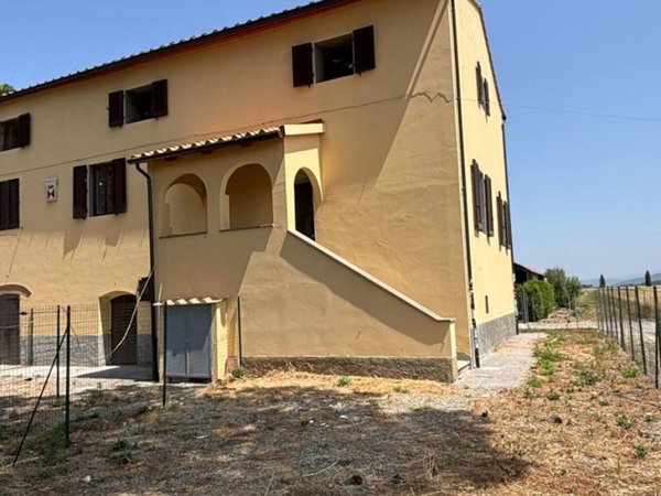 casa indipendente in vendita a Piombino