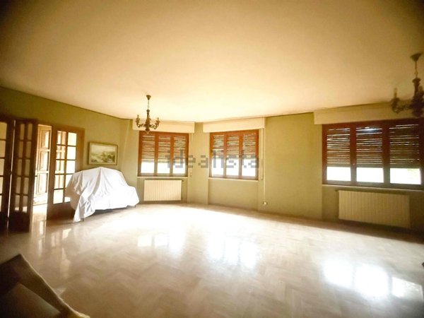 casa indipendente in vendita a Piombino