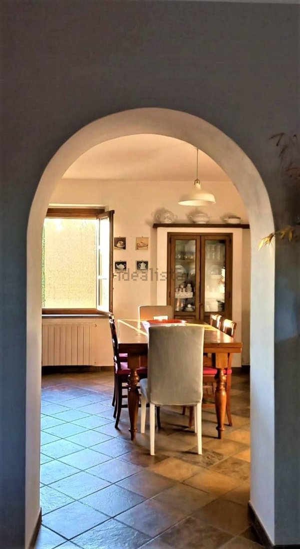 casa indipendente in vendita a Piombino