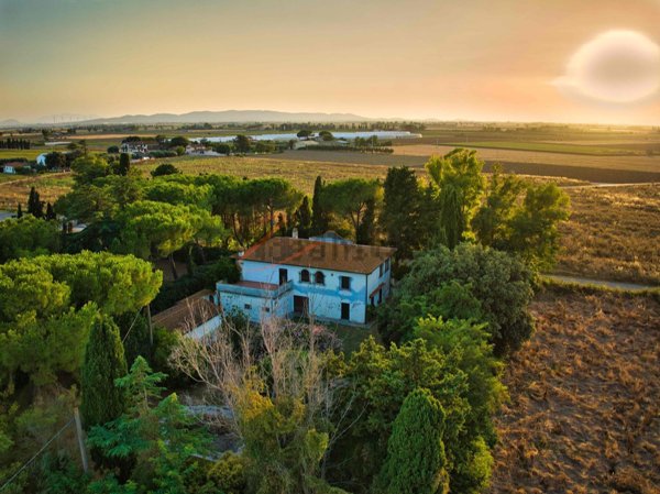 casa indipendente in vendita a Piombino