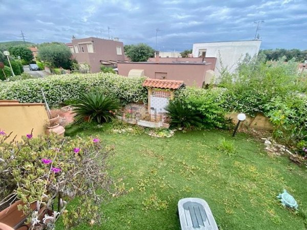 casa indipendente in vendita a Piombino