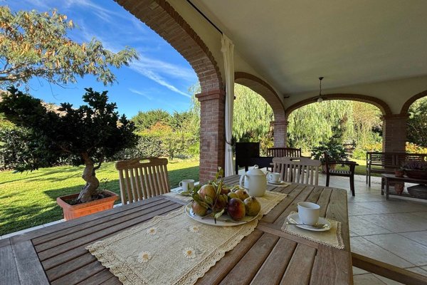 casa indipendente in vendita a Piombino in zona Baratti