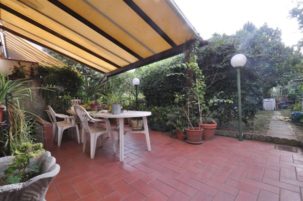 appartamento in vendita a Piombino in zona Baratti