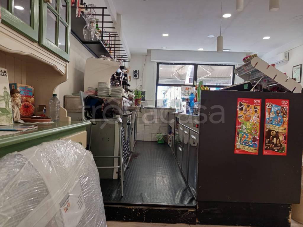 negozio in vendita a Piombino