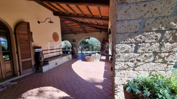 casa indipendente in vendita a Piombino