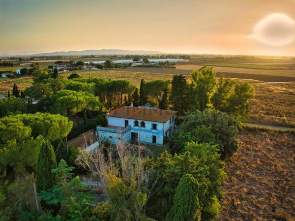 casa indipendente in vendita a Piombino