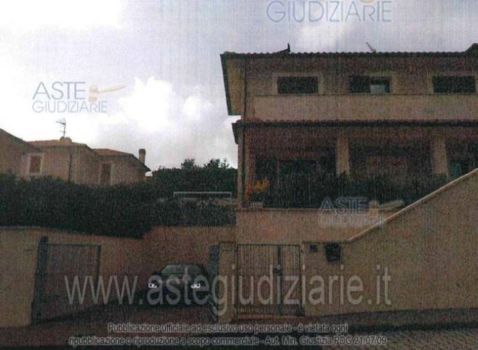 casa indipendente in vendita a Piombino