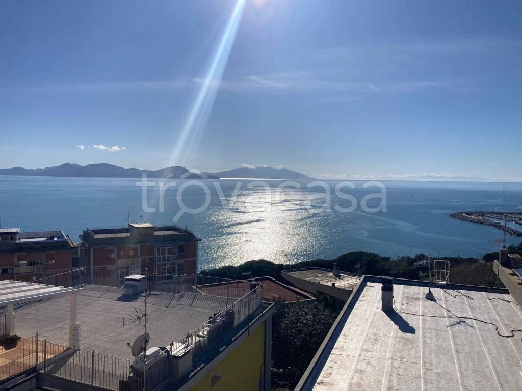 appartamento in vendita a Piombino