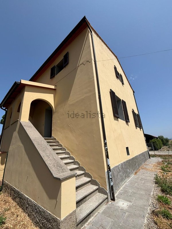 pentavano in vendita a Piombino in zona Fiorentina