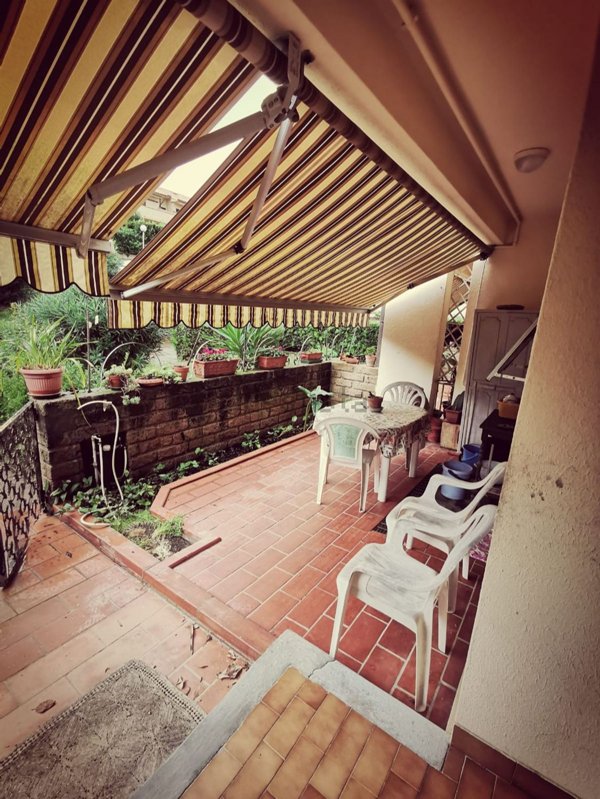 casa indipendente in vendita a Piombino