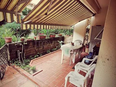 casa indipendente in vendita a Piombino