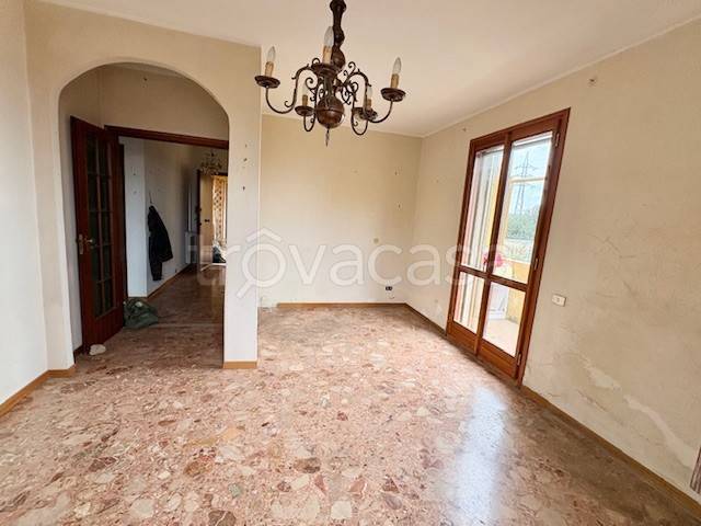 casa indipendente in vendita a Piombino