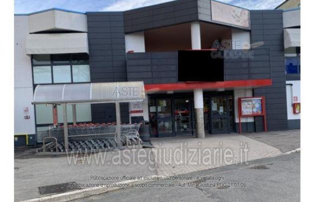 negozio in vendita a Piombino