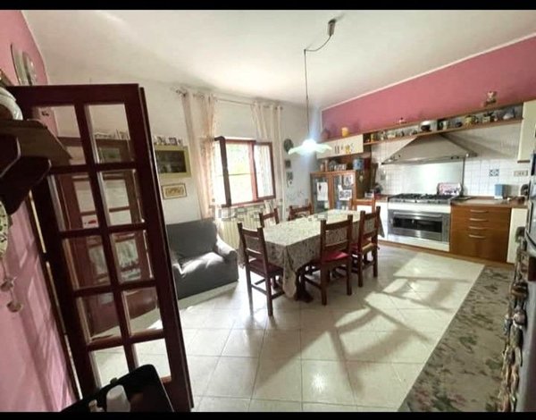 casa indipendente in vendita a Piombino