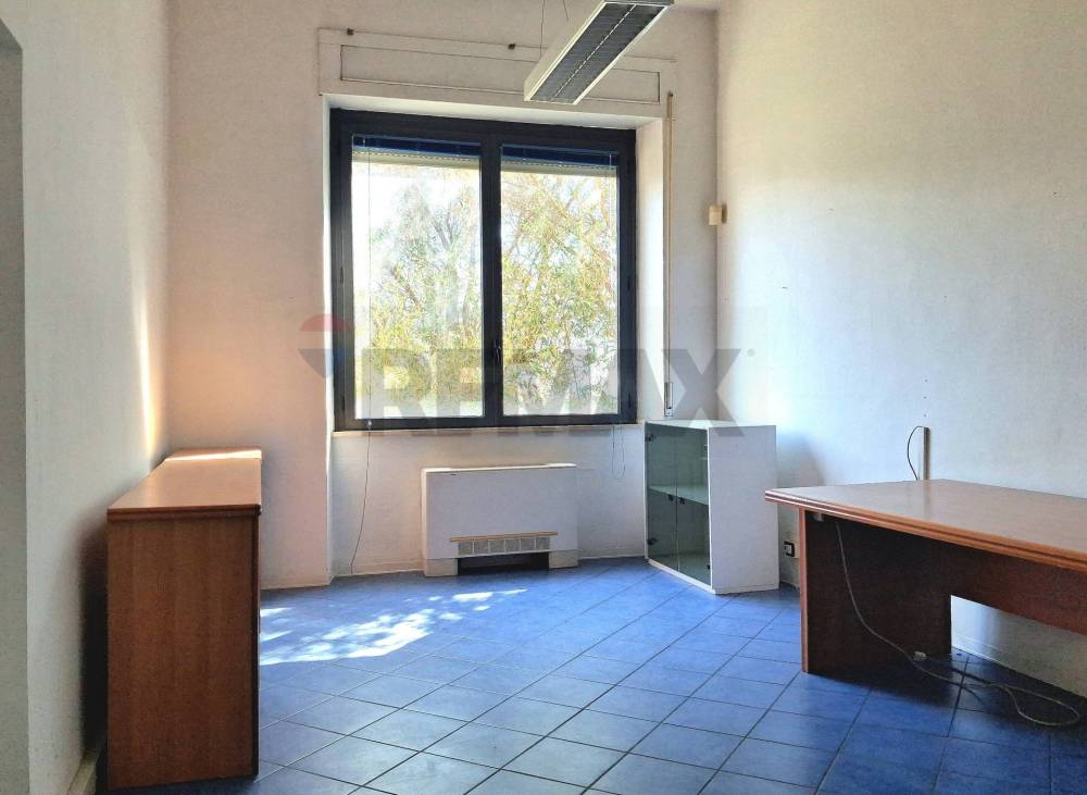 ufficio in vendita a Piombino