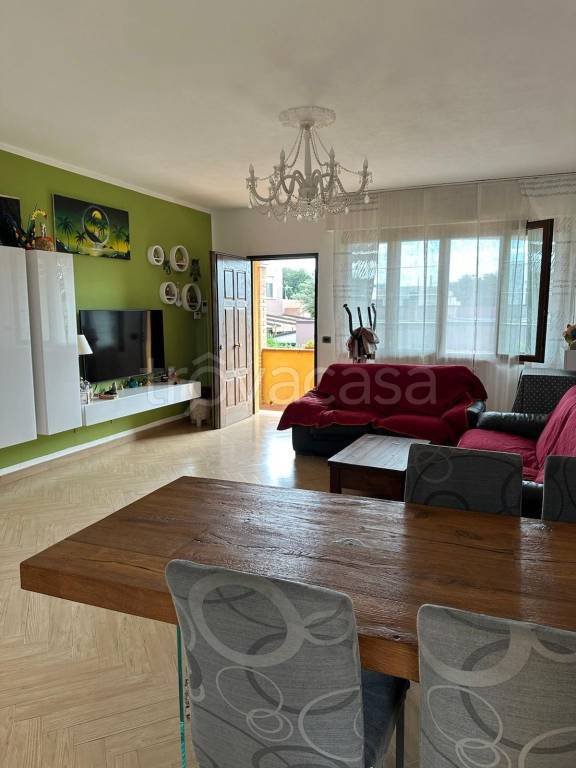 casa indipendente in vendita a Piombino