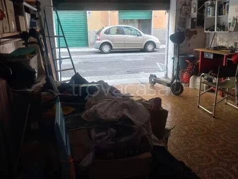 negozio in vendita a Piombino