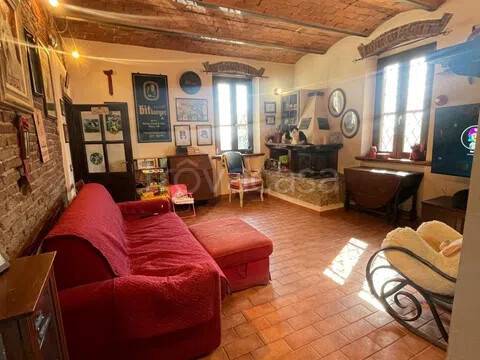 casa indipendente in vendita a Piombino