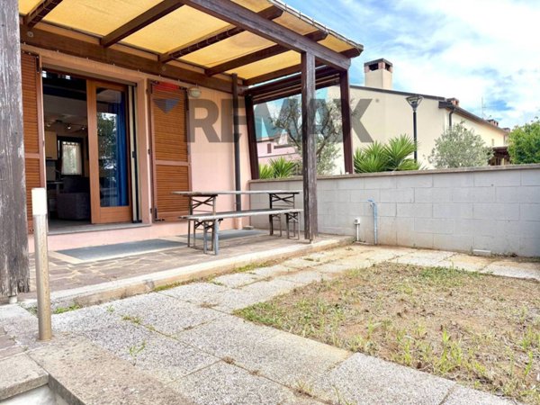 casa indipendente in vendita a Piombino