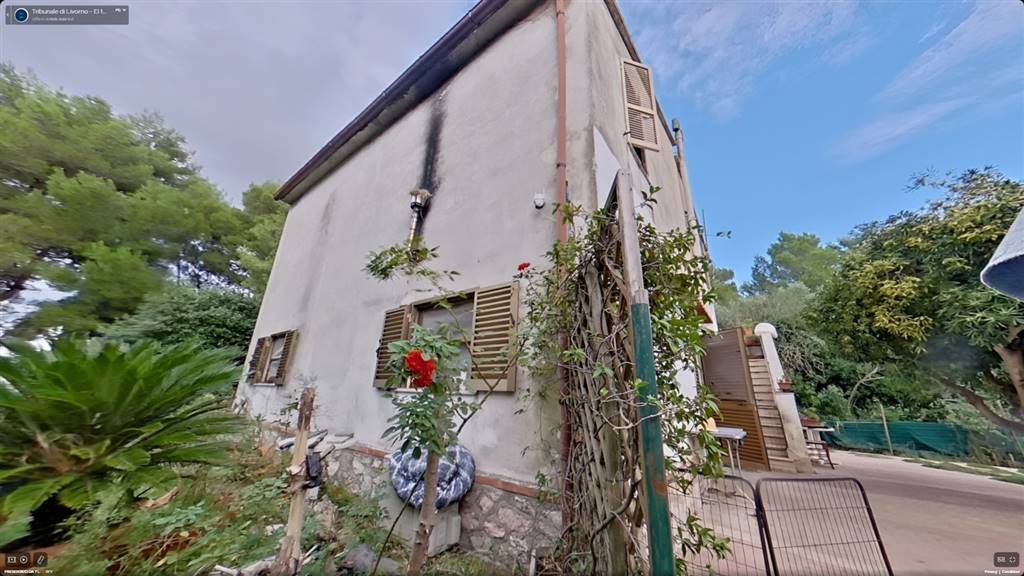 casa indipendente in vendita a Piombino