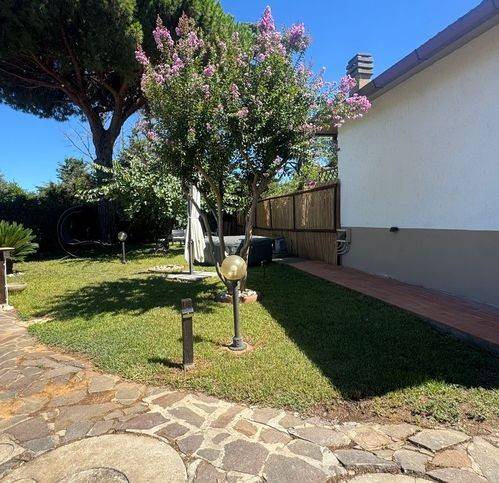 appartamento in vendita a Piombino in zona Fiorentina
