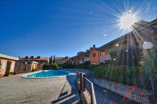 appartamento in vendita a Piombino in zona Vignale-Riotorto